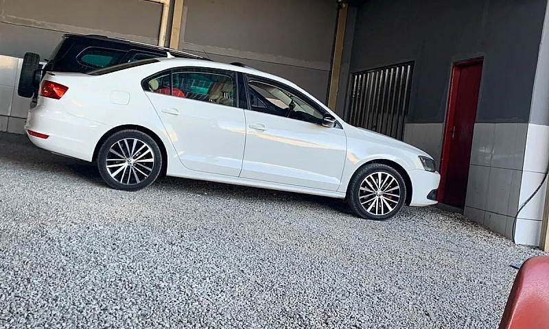 Volkswagen Jetta Hig...
