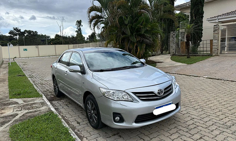 Toyota Corolla Altis...