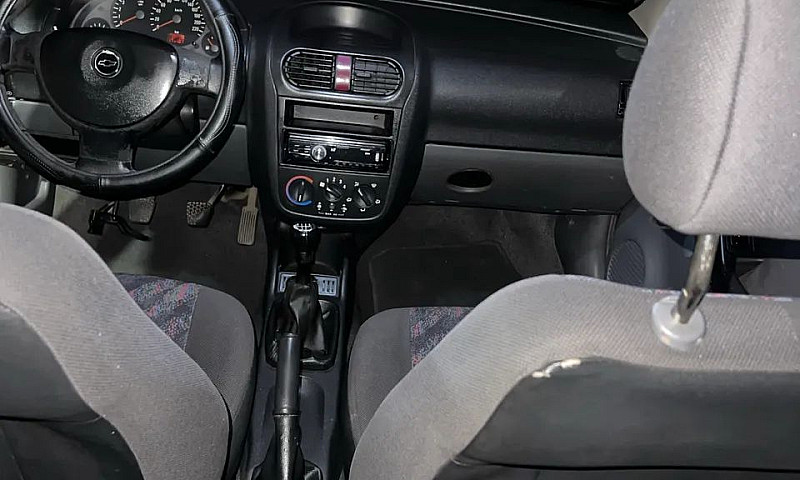 Chevrolet Corsa Seda...