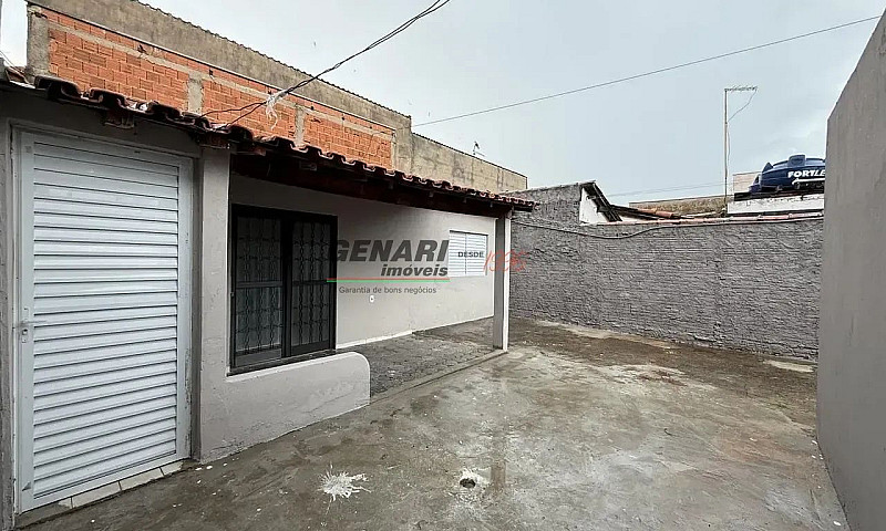 Casa Com 3 Quartos À...