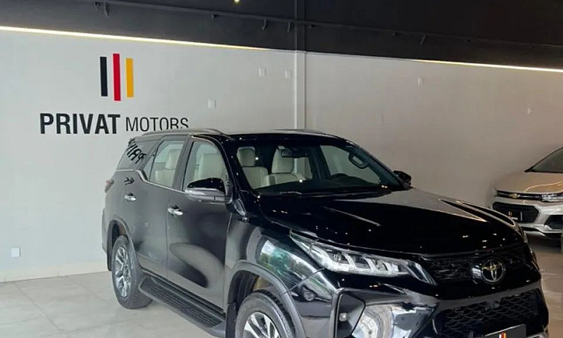 Toyota Hilux Sw4 Dia...