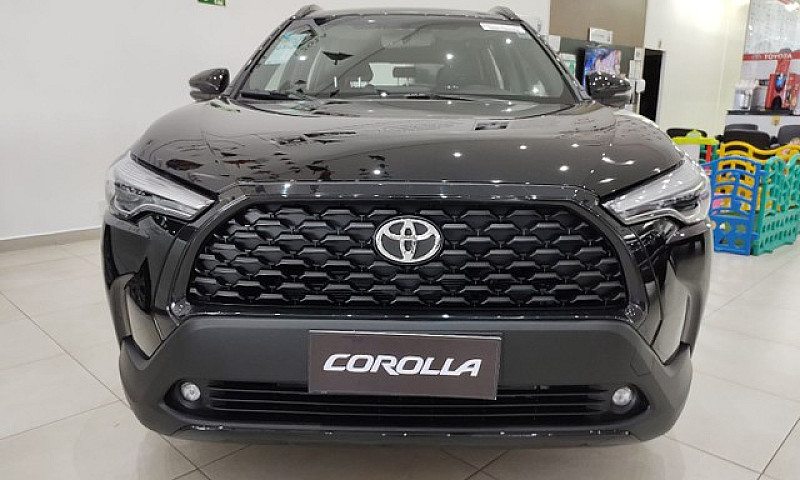 Toyota Corolla Cross...