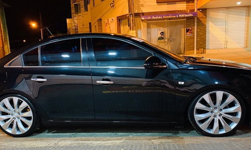 Cruze Lt **Impecável...