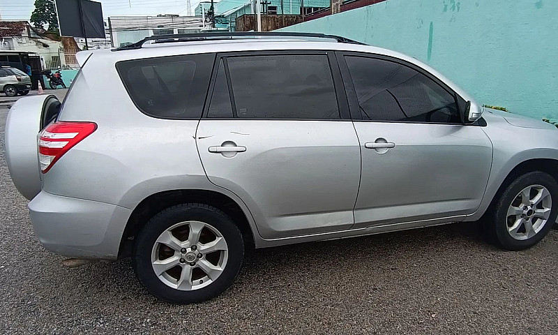 Toyota Rav4 2011 - A...