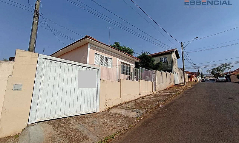 Casa Com 2 Dormitóri...