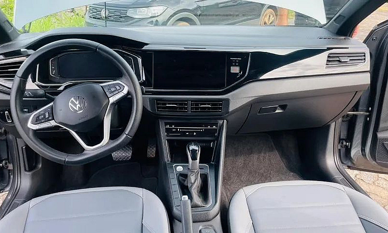 Volkswagen Nivus Hig...