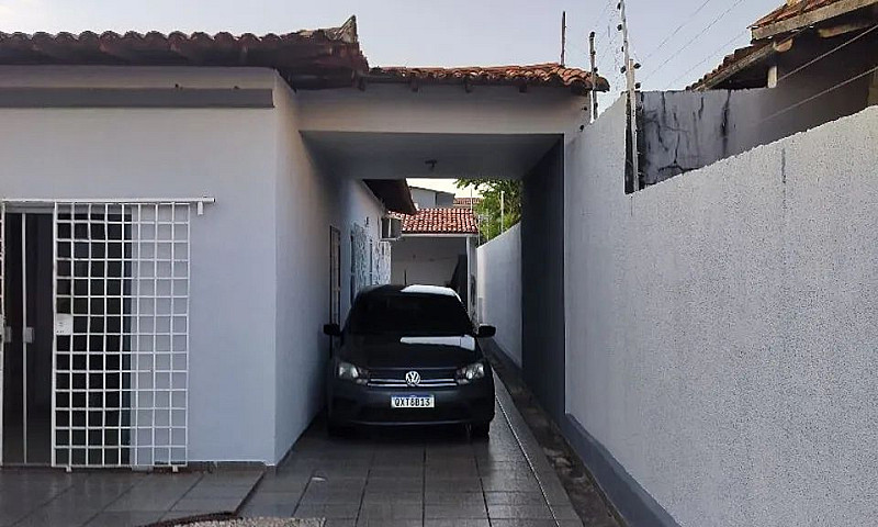 Alugo Excelente Casa...