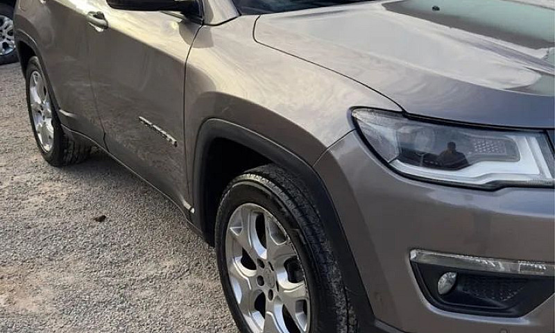 Jeep Compass Longitu...