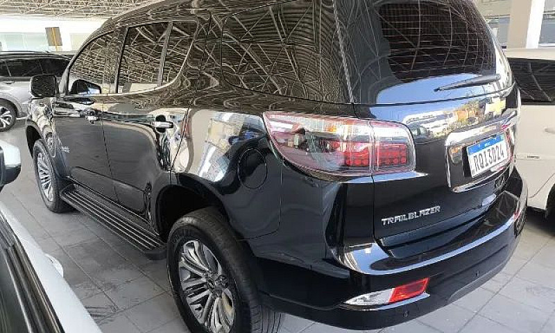 Chevrolet Trailblaze...
