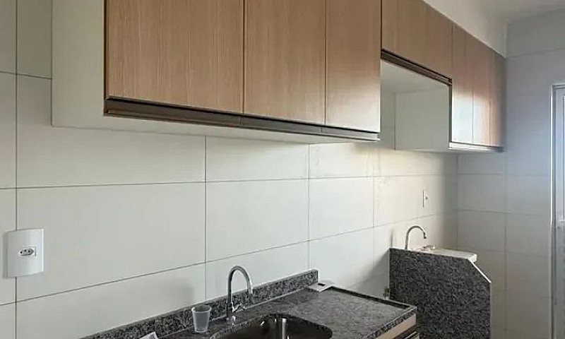 004 - Condominio Pri...