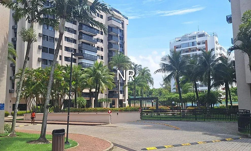 Apto Barra Sta Mônic...