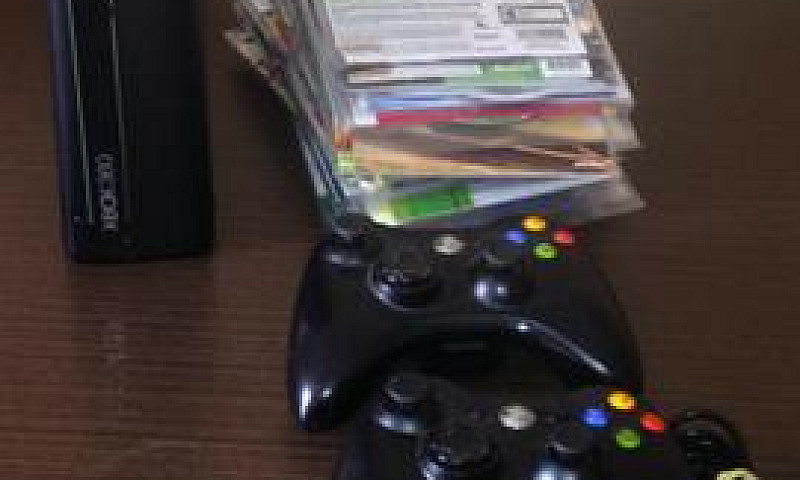 Xbox 360 Semi-Novo...