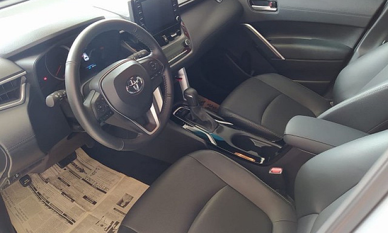 Corolla Cross Xre 2....
