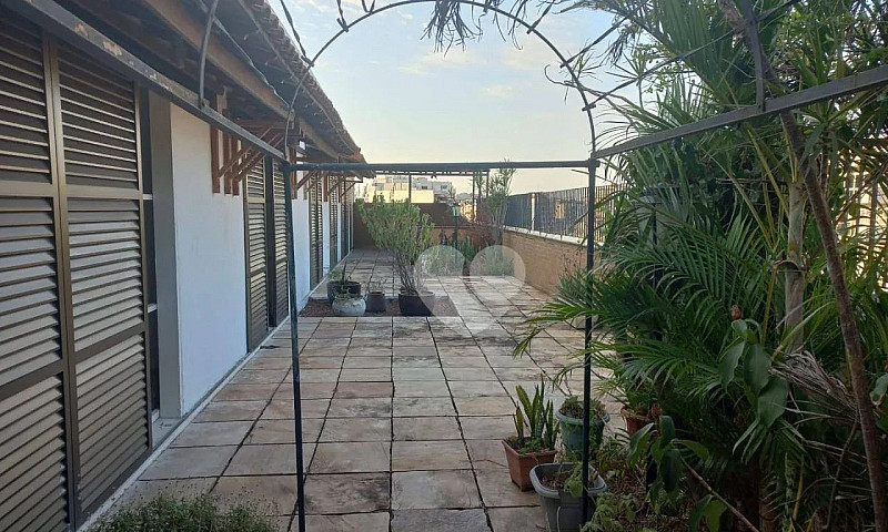 Cobertura À Venda, 3...