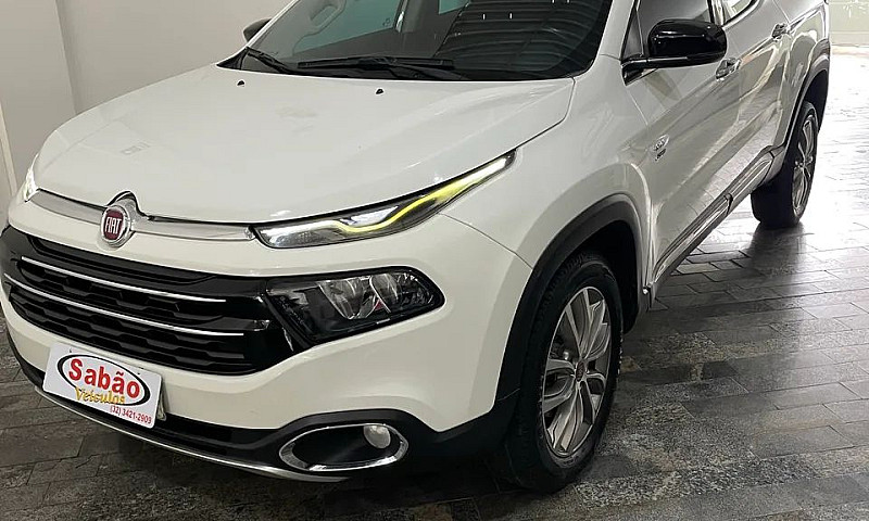 Fiat Toro Volcano 2....