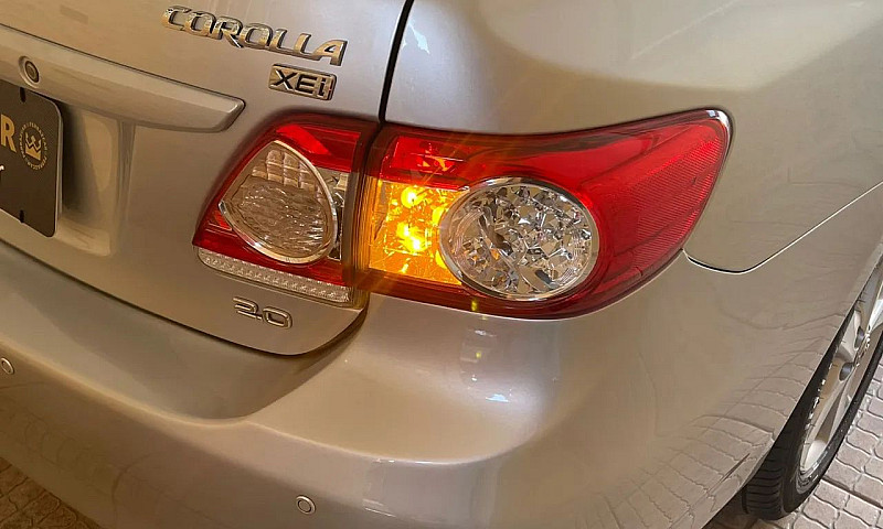 Toyota Corolla Xei 2...