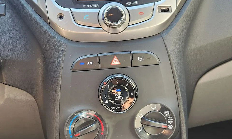 Hyundai Hb20 Premium...