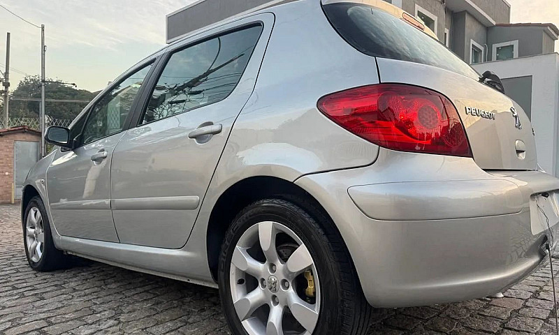 Peugeot 307 Feline 2...