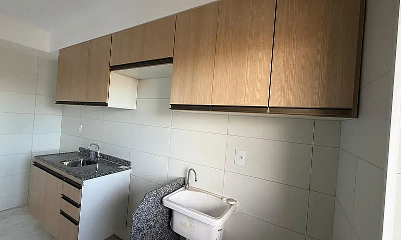 004 - Condominio Pri...