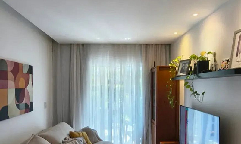 Linda Casa Em Condom...