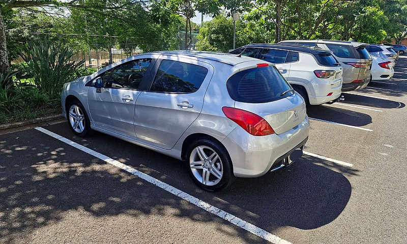 Peugeot 308 Allure 2...