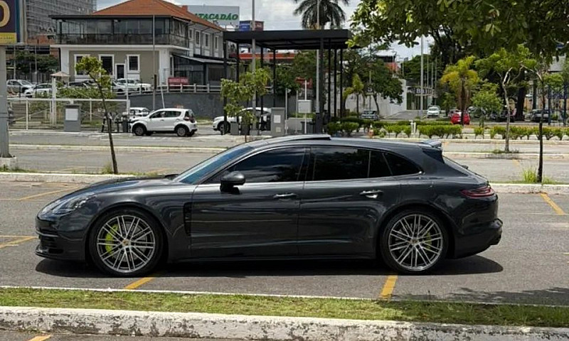Porsche Panamera 4 E...