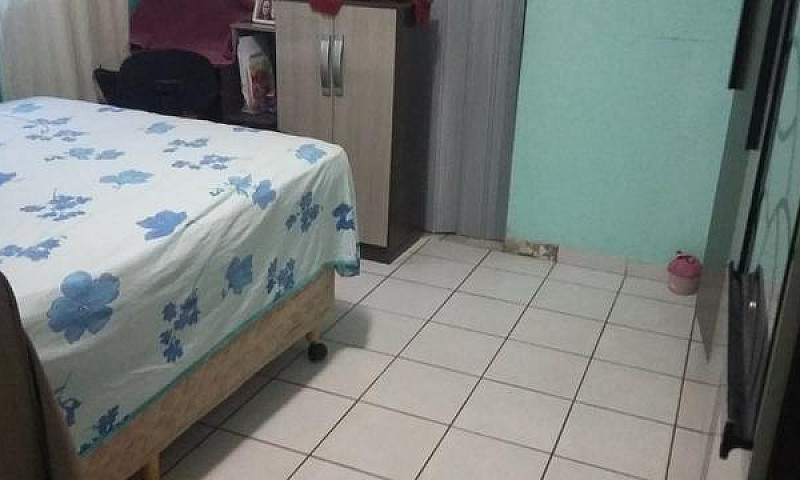 Alugo Casa 4 Cômodos...
