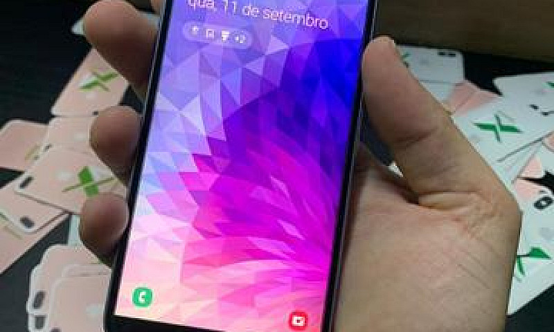 Samsung J6 Semi Novo...
