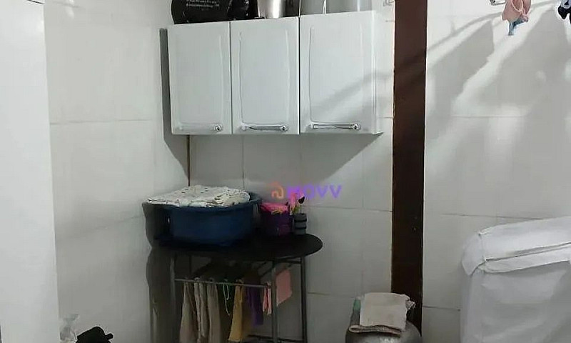 Casa Com 2 Dormitóri...