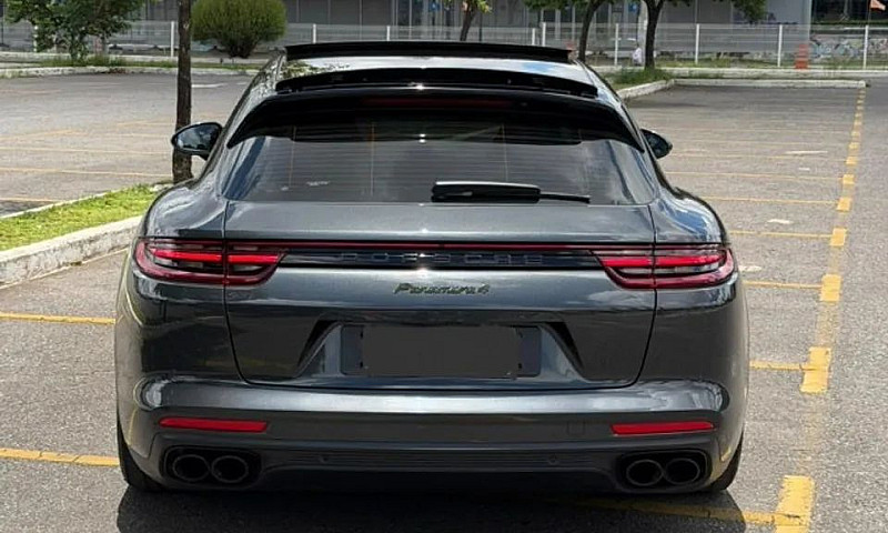 Porsche Panamera 4 E...