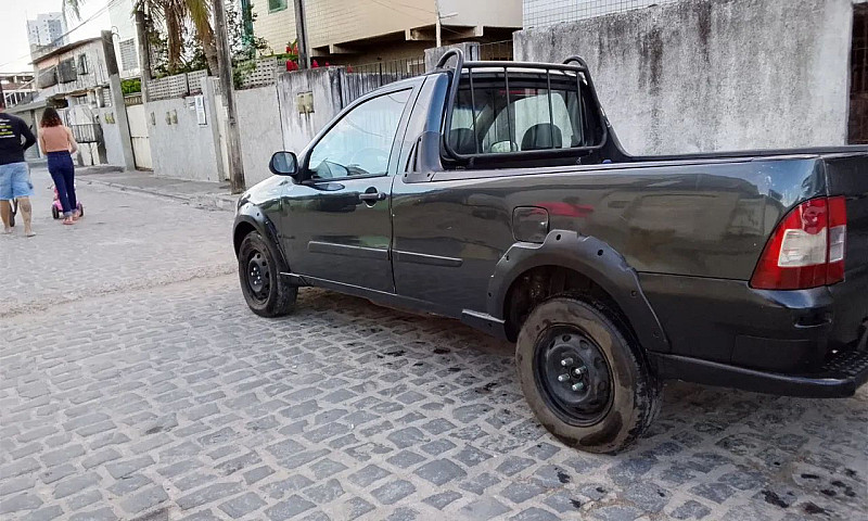 Fiat Strada Working ...