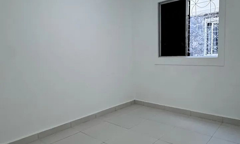 Apartamento À Venda...
