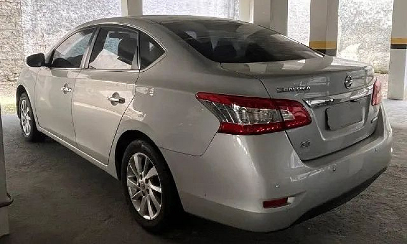 Nissan Sentra S 2.0/...