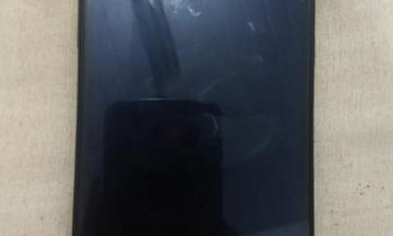 Samsung J7 Neo...