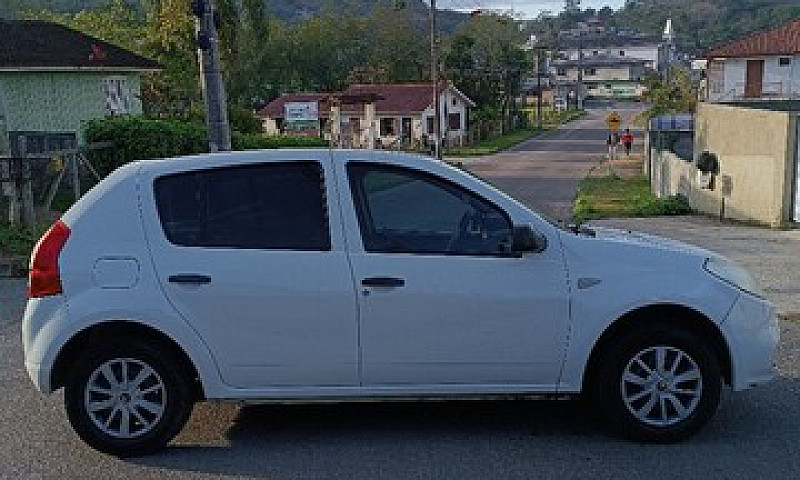 Sandero 1.0 Completo...