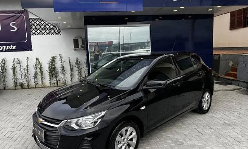 Chevrolet Onix Hatch...