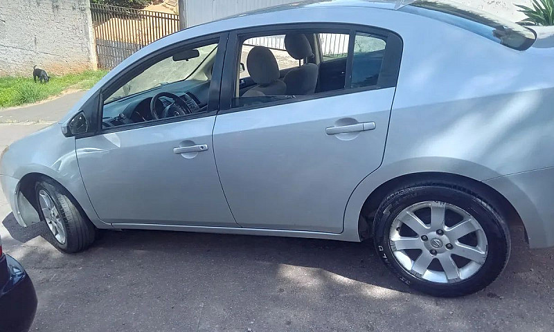 Nissan Sentra S 2.0/...