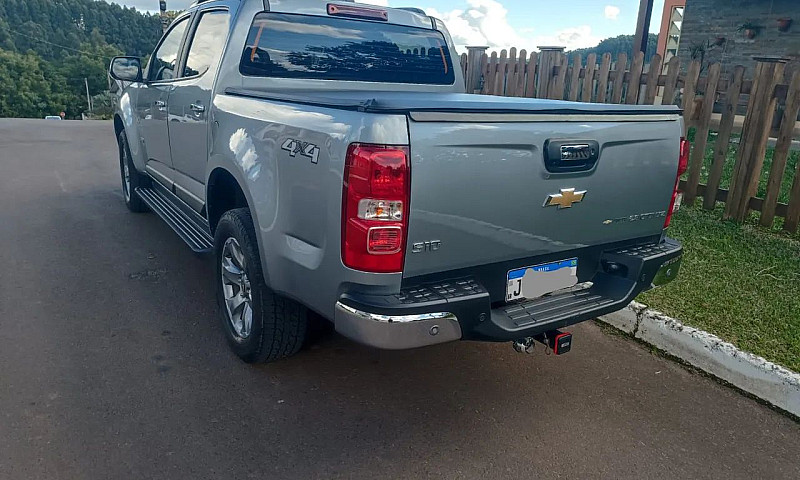 Chevrolet S10 Pick-U...