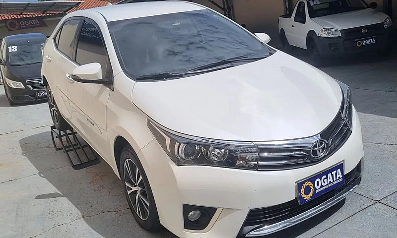 Toyota Corolla Altis...