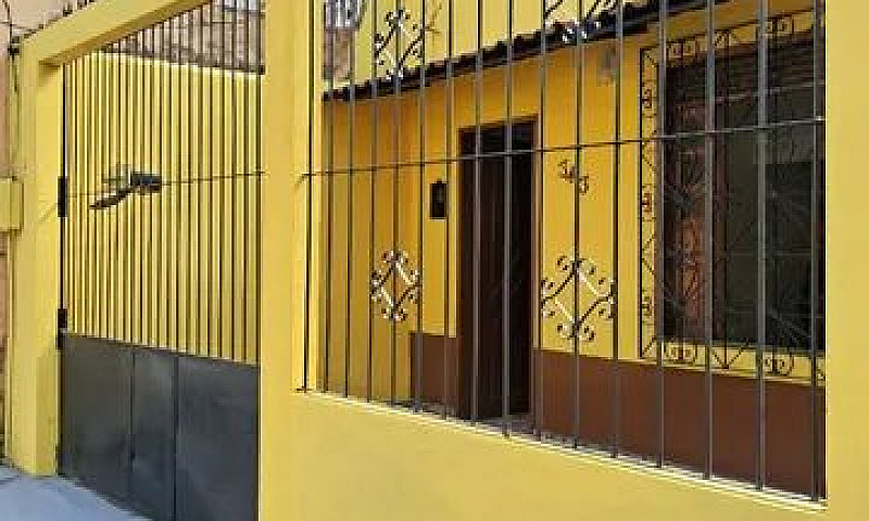 Alugo Casa Na Av. Dr...