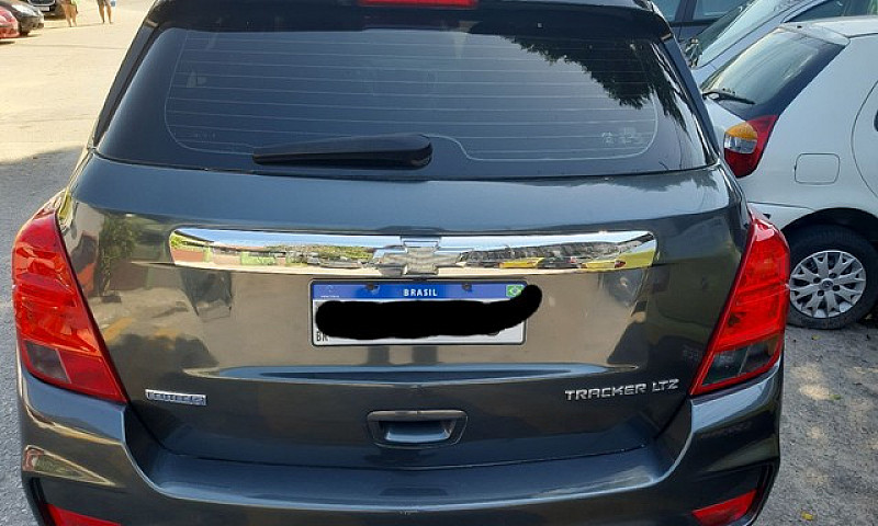 Chevrolet Tracker An...