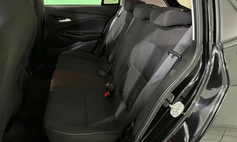 Chevrolet Onix Hatch...