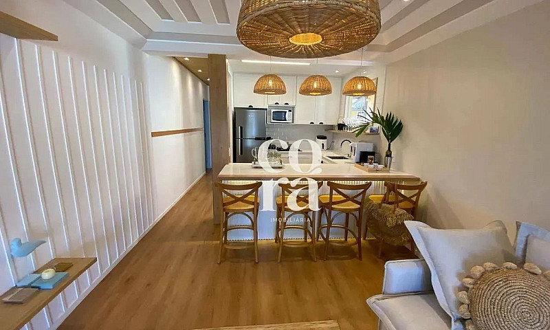 Casa Com 2 Quartos À...