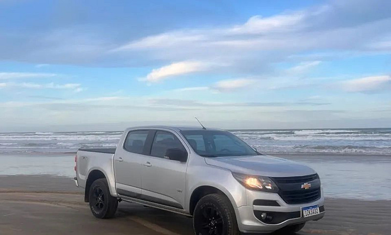Chevrolet S10 Pick-U...