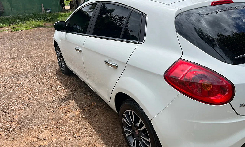 Fiat Bravo Essence 1...