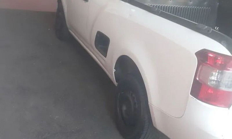 Chevrolet Montana Ls...