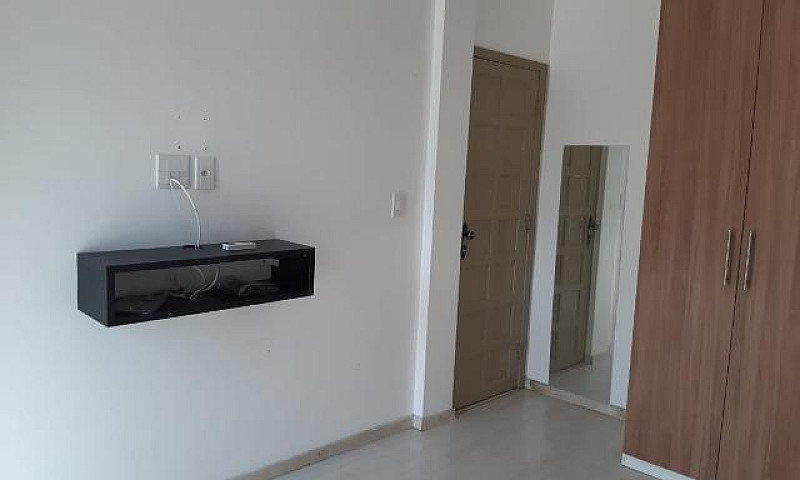 Apartamento Aleixo S...