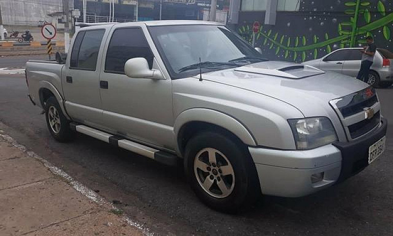 Vendo S10 2002...