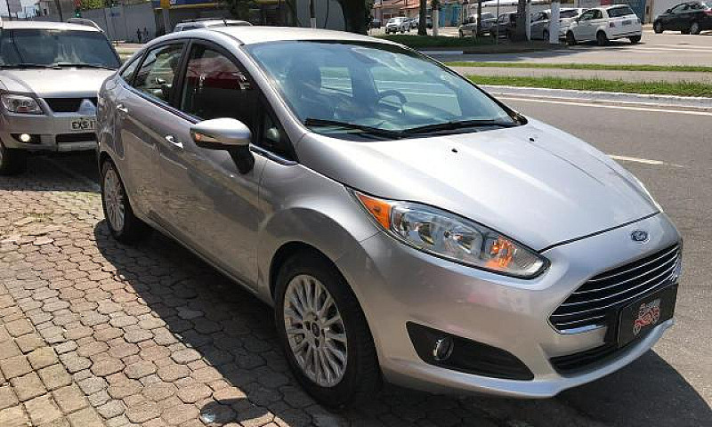 New Fiesta Titanium ...