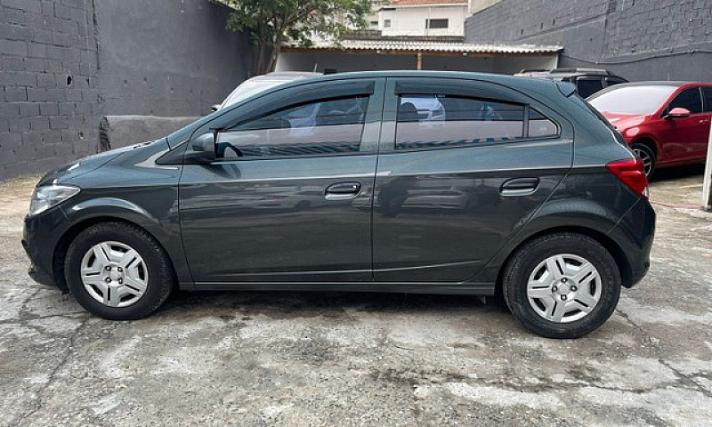 Chevrolet Onix Joy F...